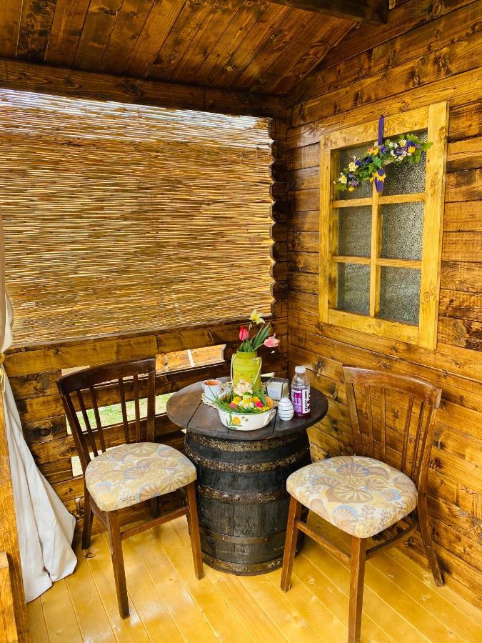 Camping In Clisura Dunarii Ешелница Экстерьер фото